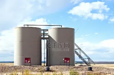 原油储罐的标准(原油储罐的标准是什么)_https://qh.meihuadianqi.com_商品期货_第1张